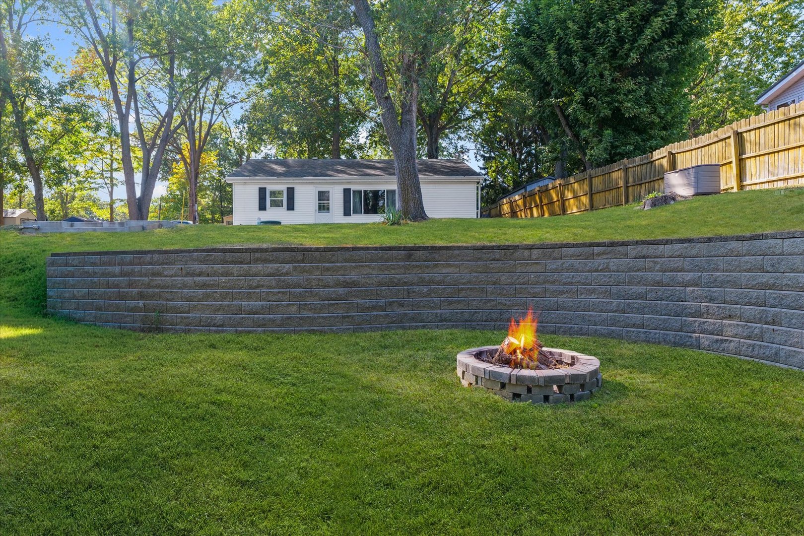 958 North 3555 East Road Neoga, IL 62447 - Photo 26 of 39 a front view of a house with a yard