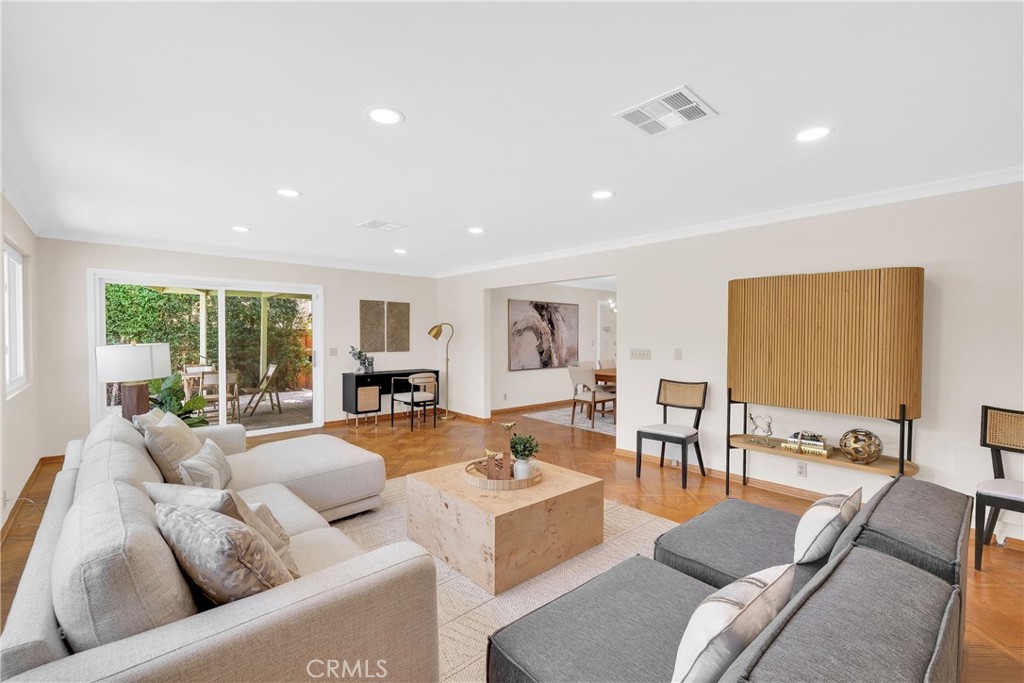 2395 Cooley Place Pasadena, CA 91104 - Photo 21 of 46 a living room with furniture and a large window