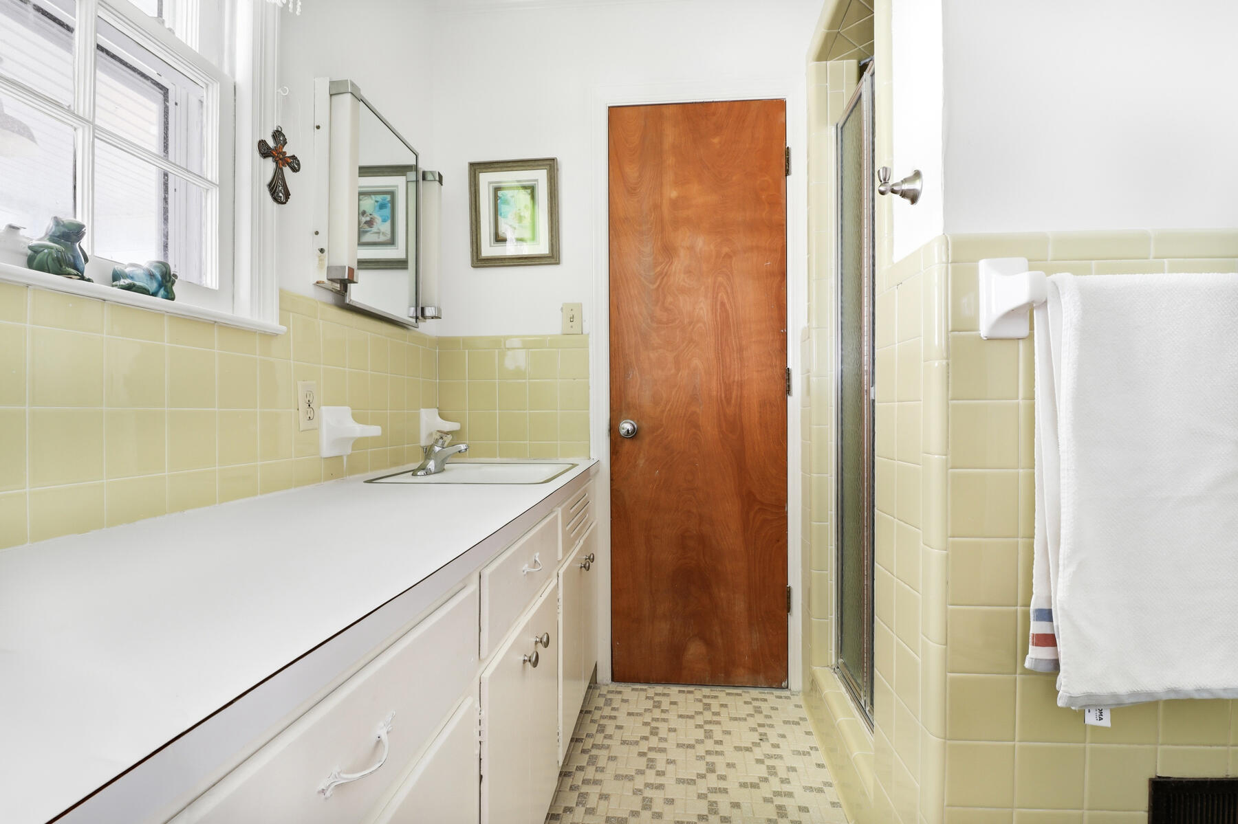 319 East Hampton Street Elloree, SC 29047 - Photo 29 of 34