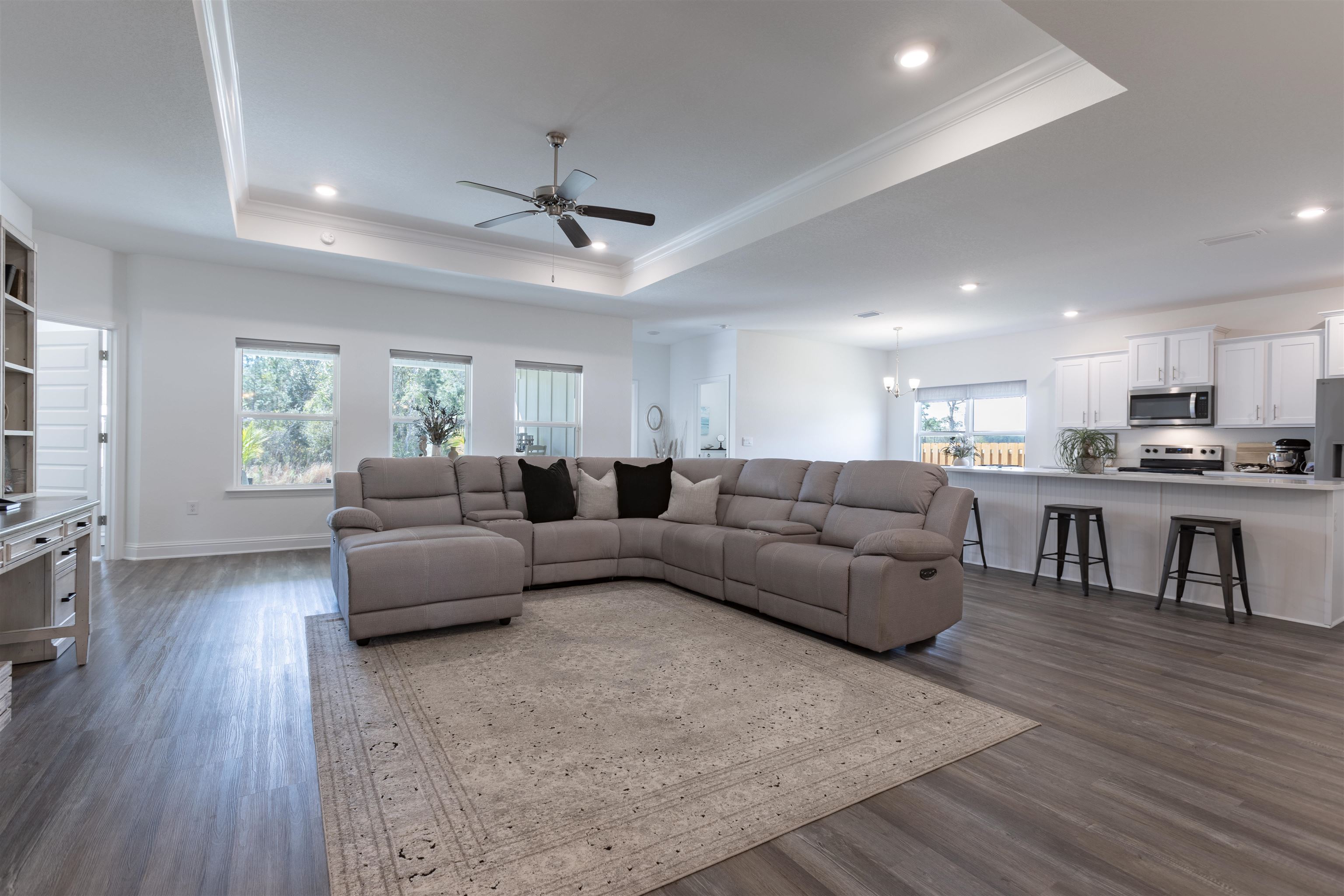 570 Shepard Street Gulf Shores, AL 36542 - Photo 4 of 37