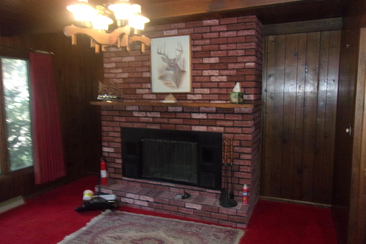 35 3rd Street Manistee, MI 49660 - Photo 4 of 27