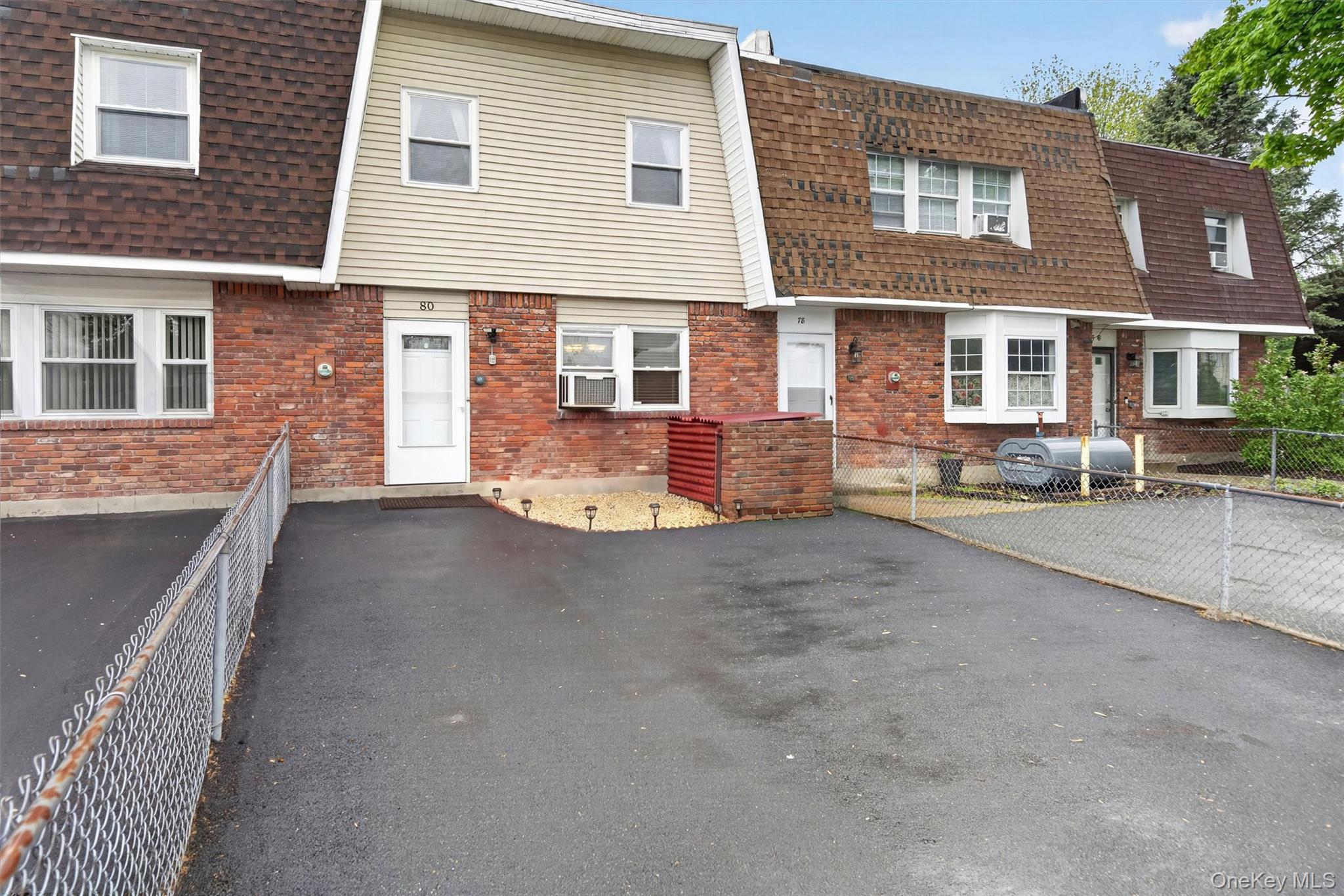 80 Sarah Lane Middletown, NY 10941 - Photo 4 of 35