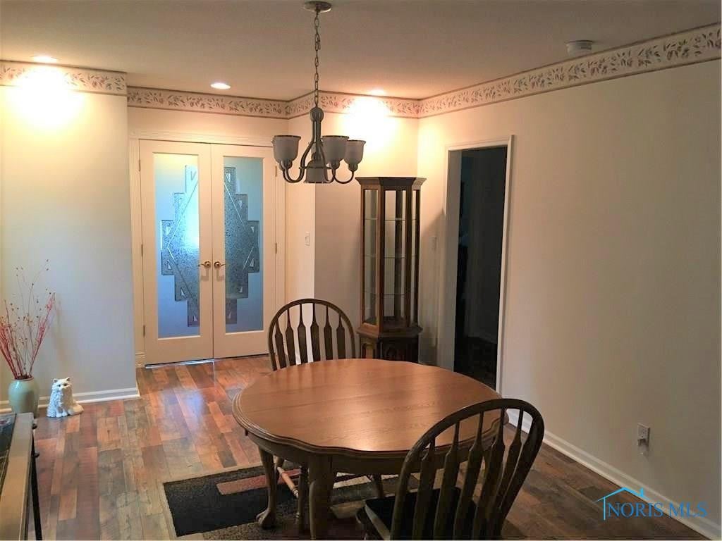 8664 Garden Road Maumee, OH 43537 - Photo 4 of 28 Gallery Image 4