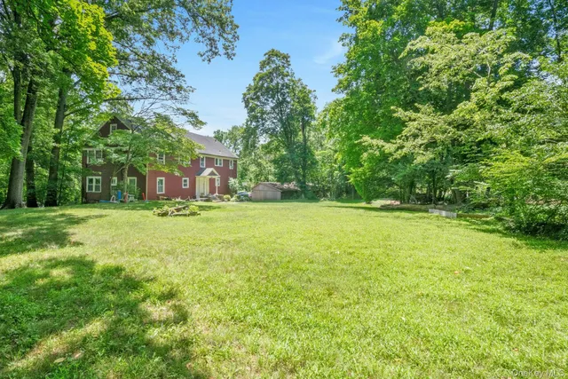 $1,250,000 | 858 Pleasantville Road, Briarcliff Manor, NY 10510