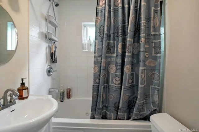 $1,250,000 | 858 Pleasantville Road, Briarcliff Manor, NY 10510