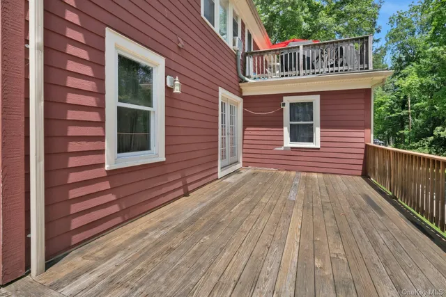 $1,250,000 | 858 Pleasantville Road, Briarcliff Manor, NY 10510