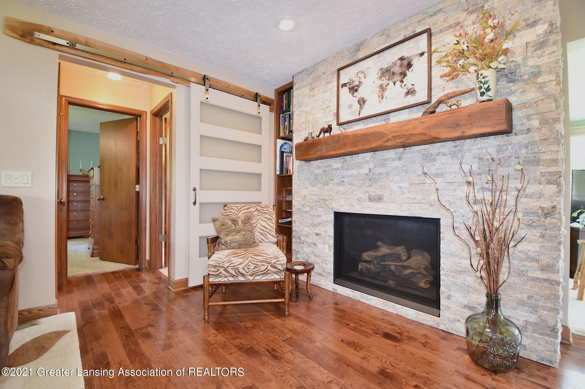 2053 Hawley Road Mason, MI 48854 - Photo 16 of 51 19
