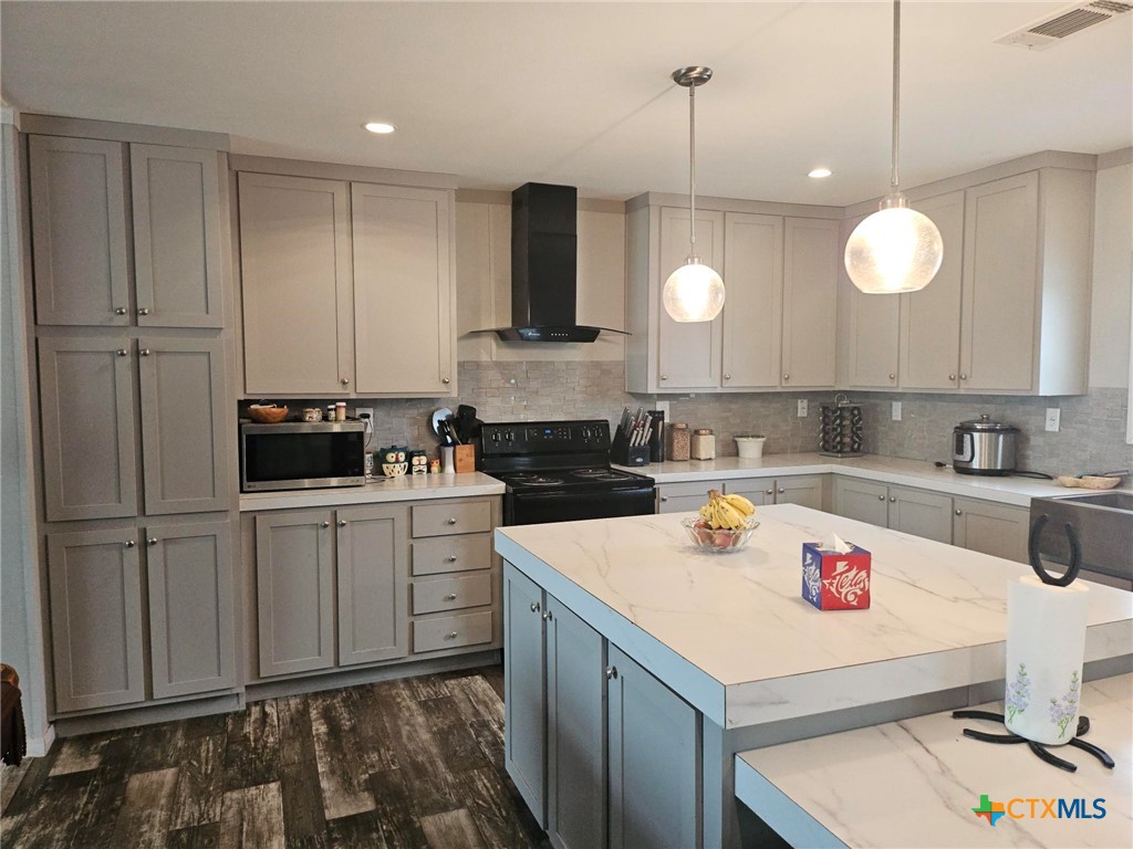 4950 County Road 110 Burnet, TX 78611 - Photo 2 of 29