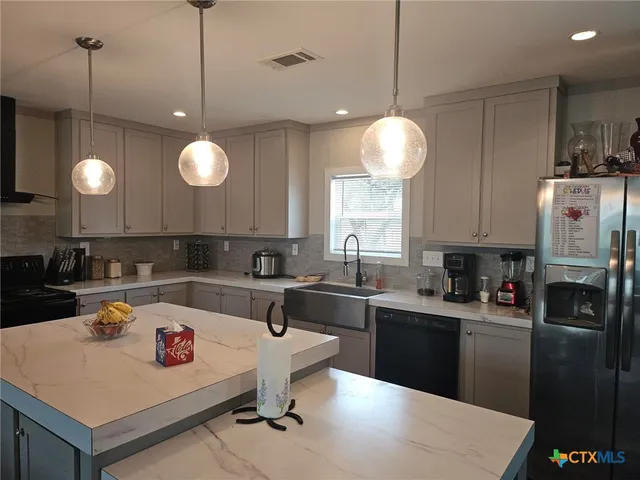 $775,000 | 4950 County Road 110, Burnet, TX 78611