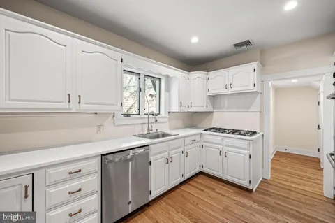 $1,200,000 | 631 South Bowman Avenue, Merion Station, PA 19066