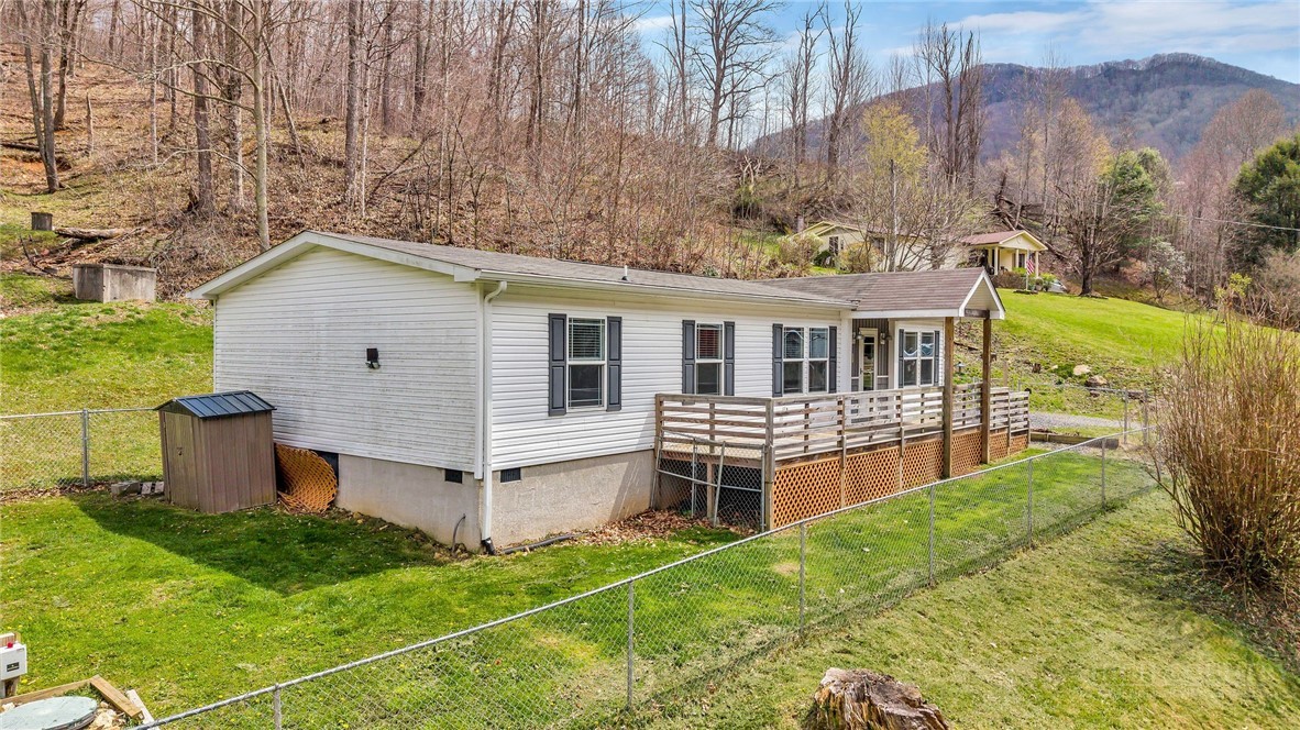 2576 Ed Little Road Creston, NC 28615 - Photo 32 of 38