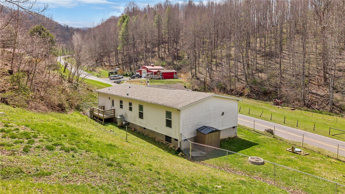 2576 Ed Little Road Creston, NC 28615 - Photo 35 of 38