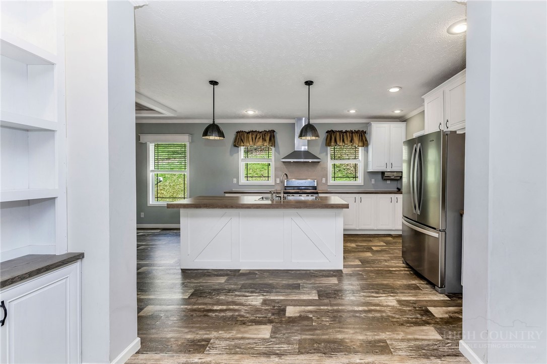 2576 Ed Little Road Creston, NC 28615 - Photo 6 of 38