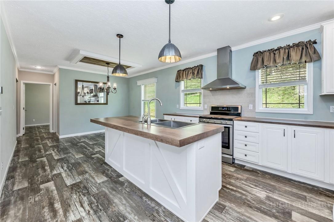 2576 Ed Little Road Creston, NC 28615 - Photo 7 of 38