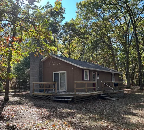 $192,500 | 12901 South Star Lake Drive, Baldwin, MI 49304