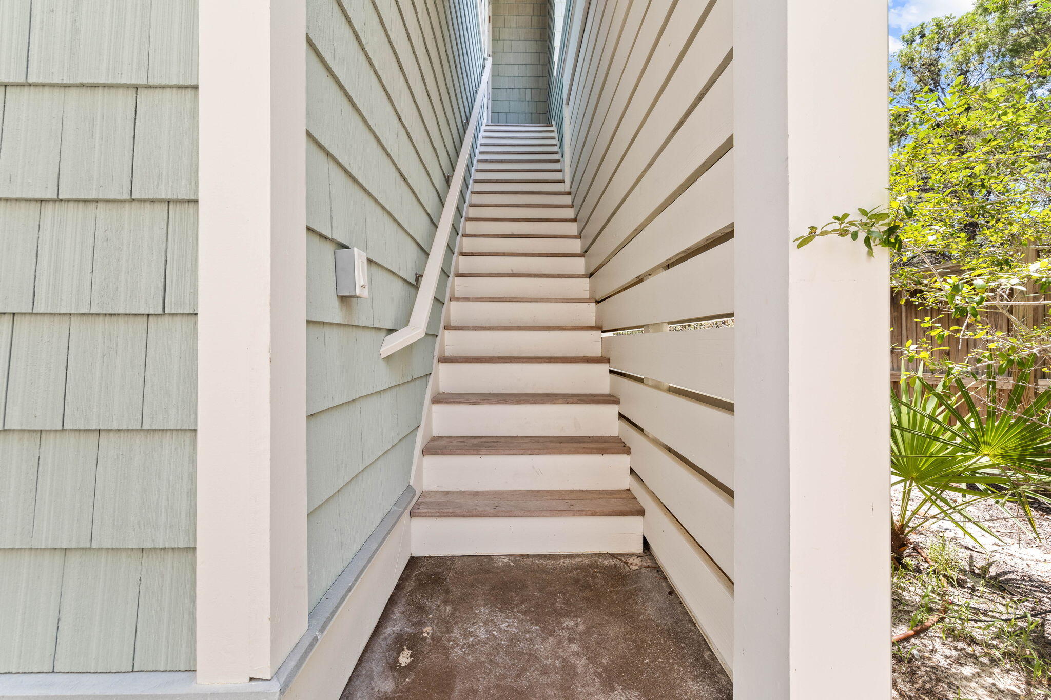 58 Coopersmith Ln Inlet Beach Inlet Beach, FL 32461 - Photo 105 of 130 a view of entryway with a front door