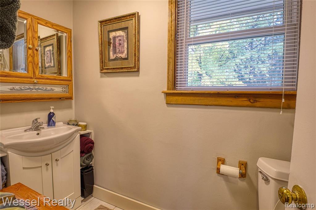 4515 Kidder Road Almont, MI 48003 - Photo 27 of 32