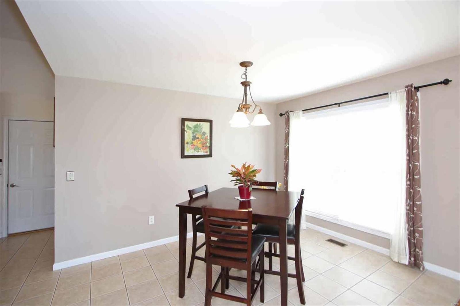 209 Azalea Court O'Fallon, IL 62269 - Photo 13 of 77 Gallery Image 13