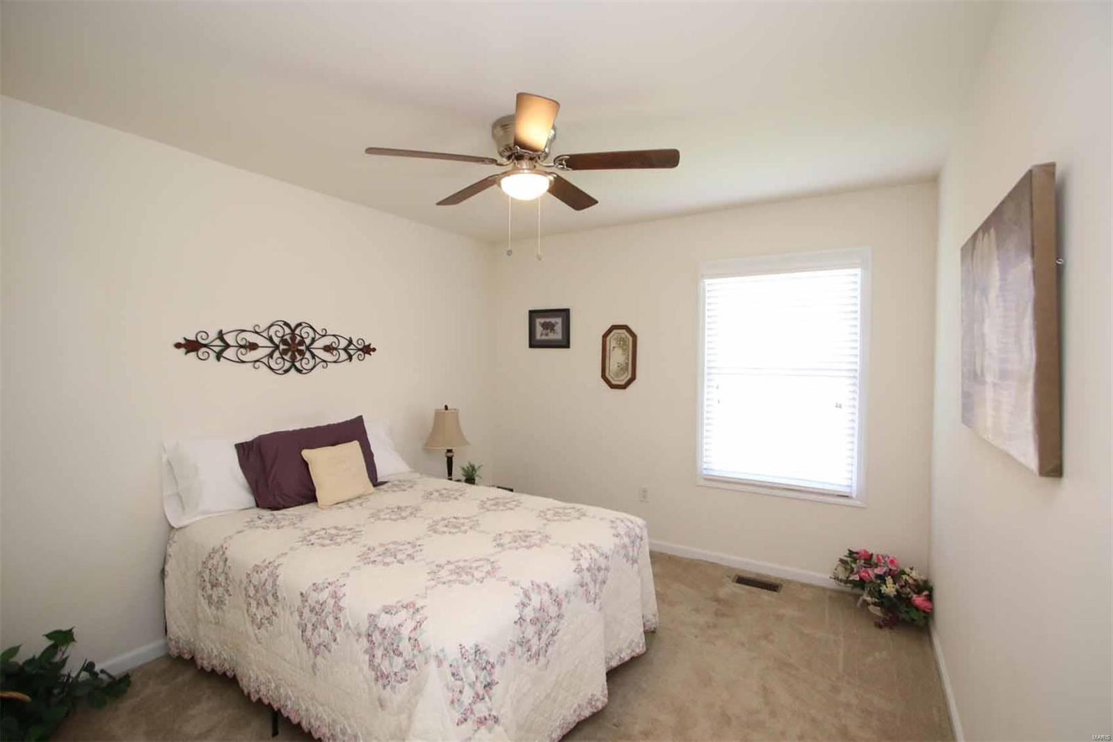 209 Azalea Court O'Fallon, IL 62269 - Photo 33 of 77 Gallery Image 33