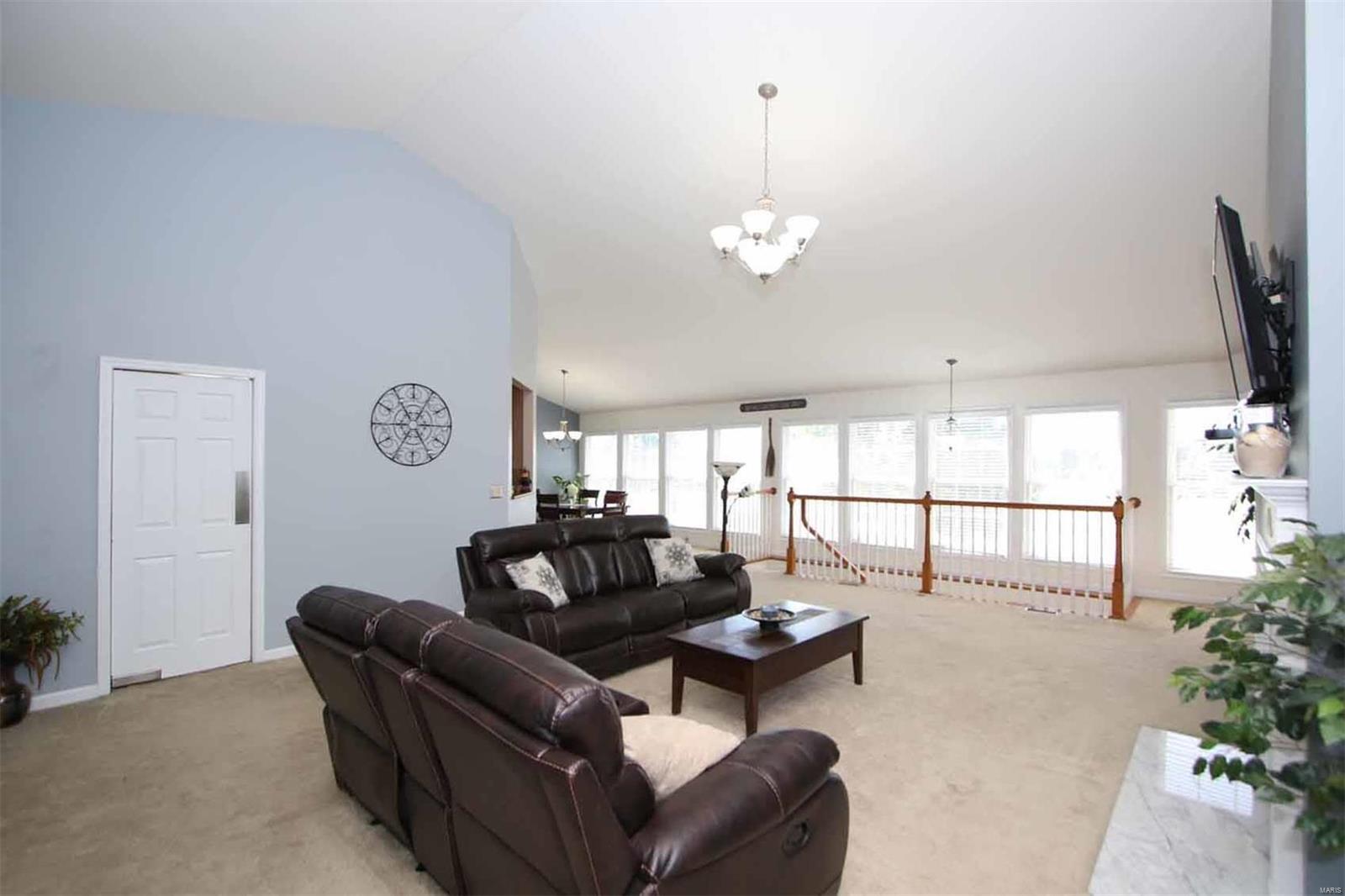 209 Azalea Court O'Fallon, IL 62269 - Photo 6 of 77 Gallery Image 6