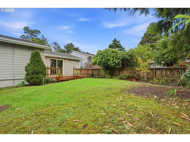 $534,900 | 5655 Palisades Drive, Lincoln City, OR 97367