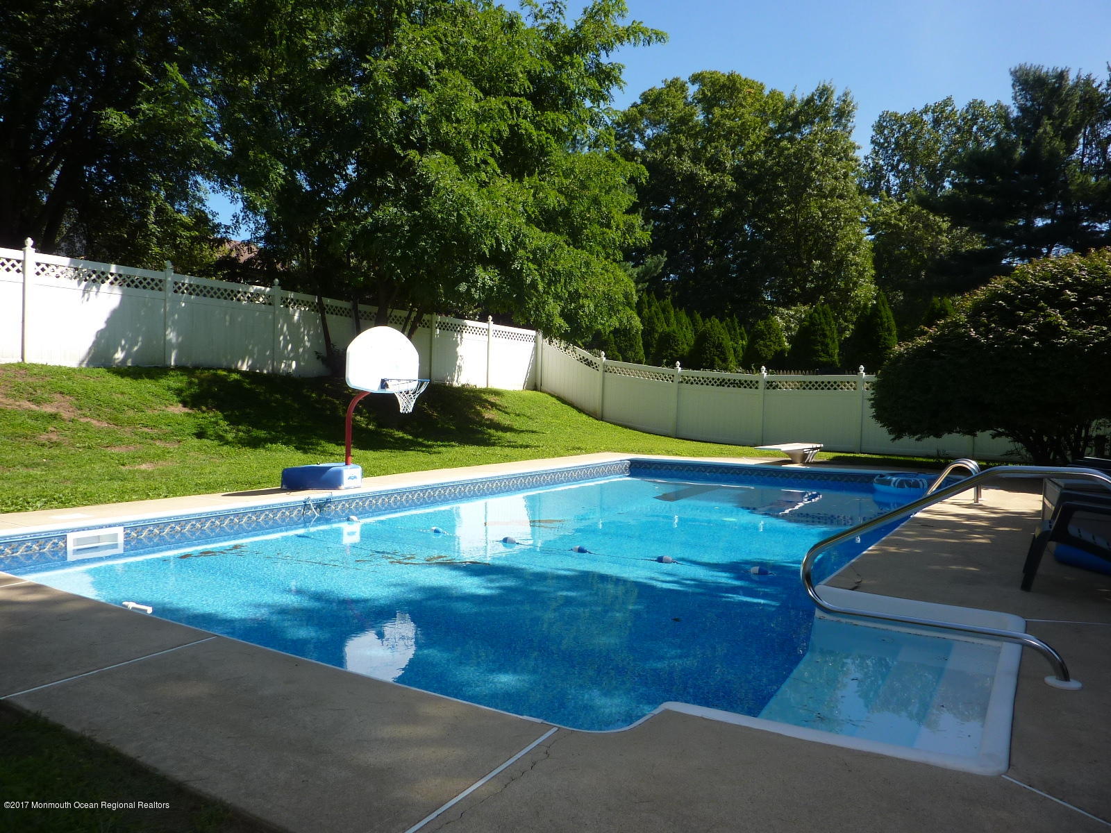 7 Sandybrook Road Manalapan, NJ 07726 - Photo 6 of 7 P1110373