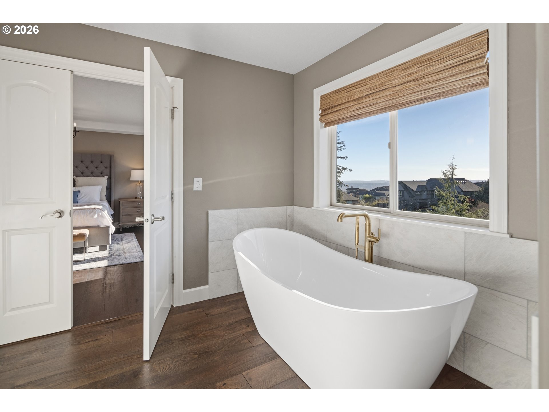 2545 Northwest 12th Circle Camas, WA 98607 - Photo 25 of 46 a spacious bathroom with a bathtub and a sink