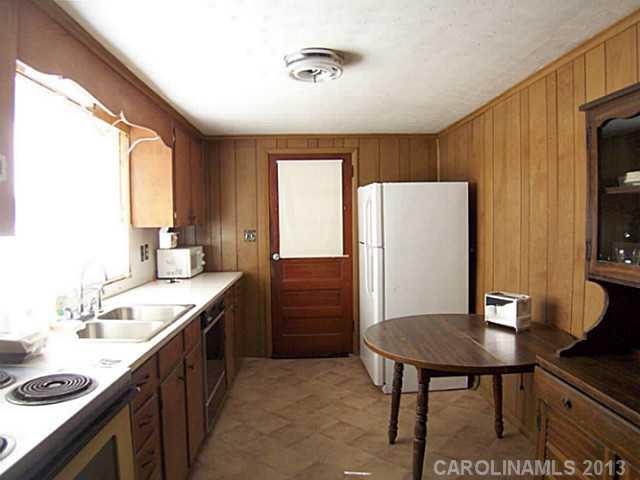 3670 Robert Riding Road Shelby, NC 28150 - Photo 4 of 10 Gallery Image 4