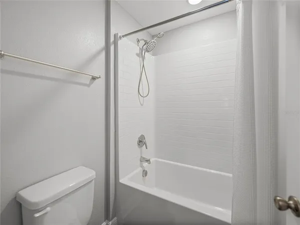 $3,200 | 11232 Bram Bay Court, San Antonio, FL 33576