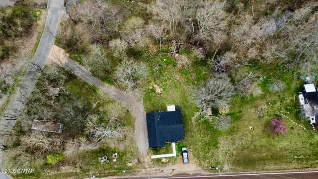 $169,900 | 180 State Rte 22a South, Jacks Creek, TN 38347