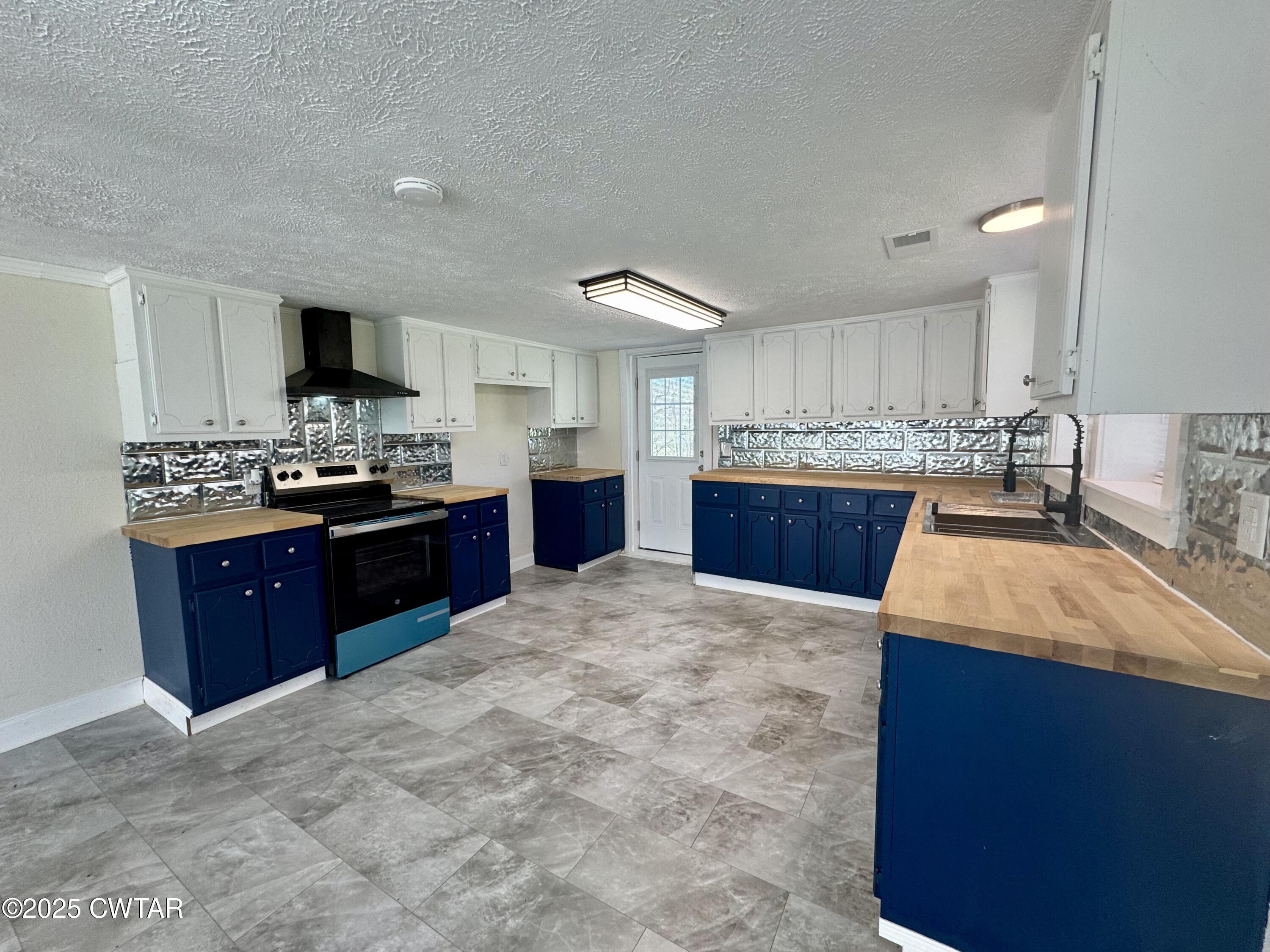 180 State Rte 22a South Jacks Creek, TN 38347 - Photo 3 of 20 IMG_6448