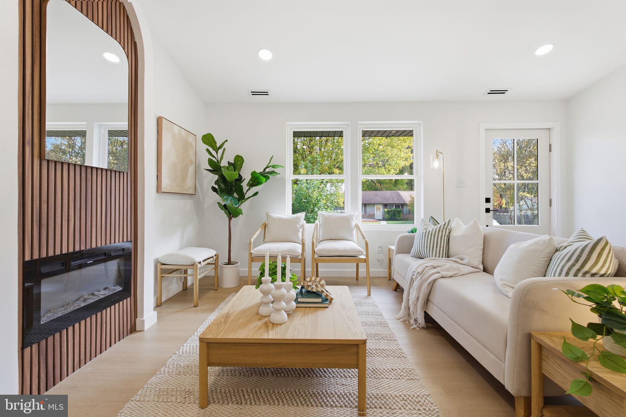 120 Haverhill Road Joppa, MD 21085 - Photo 13 of 33 a living room with furniture and a large window