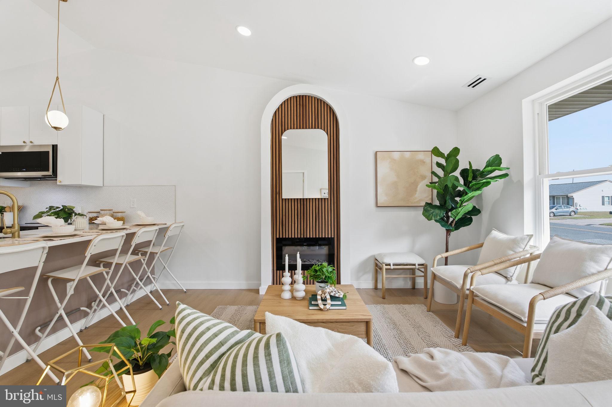 120 Haverhill Road Joppa, MD 21085 - Photo 15 of 33 a living room with furniture flowerpot and a potted plant
