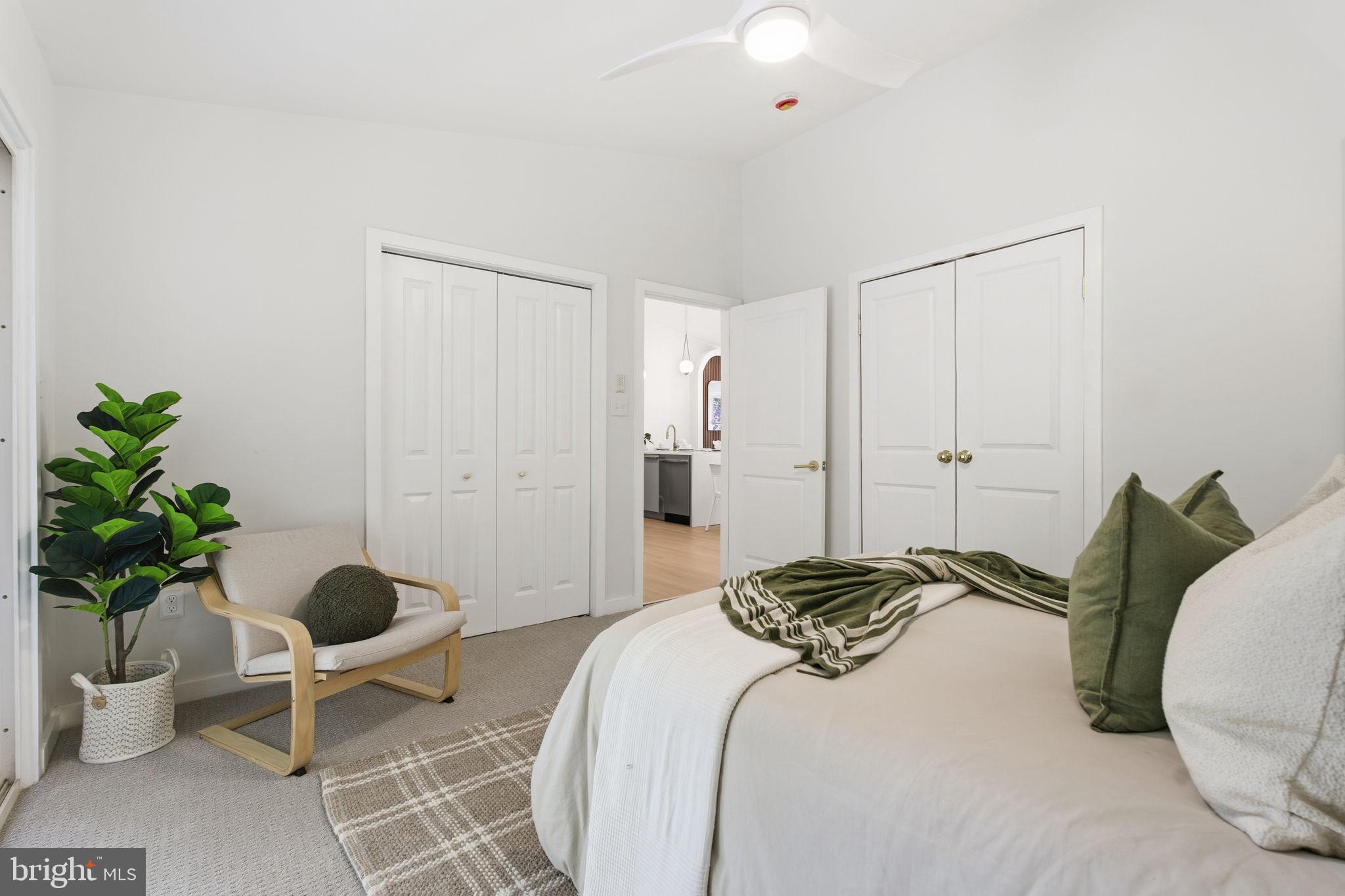 120 Haverhill Road Joppa, MD 21085 - Photo 25 of 33 a bedroom with a bed and a potted plant