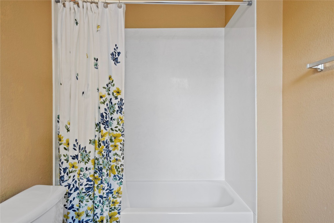 120 Grant Way Kyle, TX 78640 - Photo 11 of 19