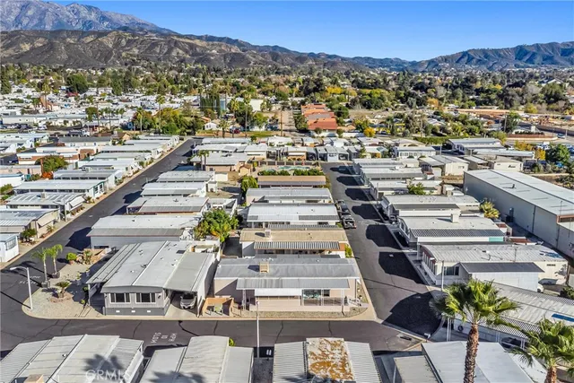 a picture of a city view