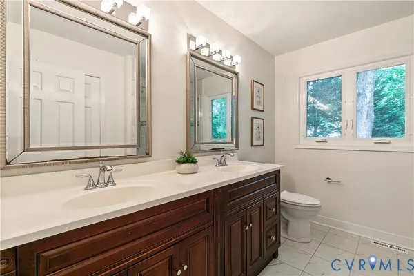 $449,500 | 4600 Foxwood Road, Chester, VA 23831