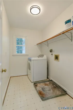 $449,500 | 4600 Foxwood Road, Chester, VA 23831