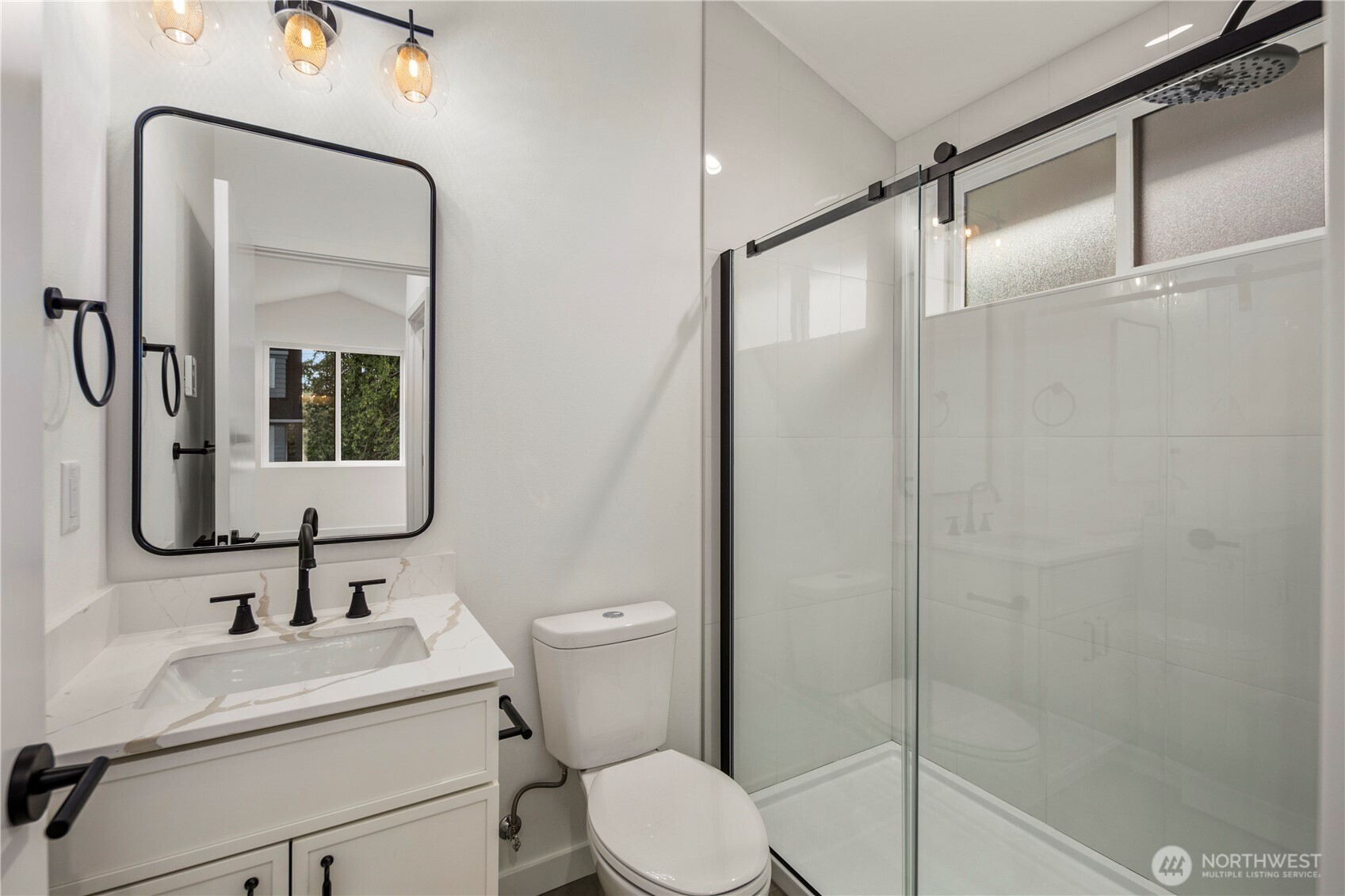 516 North 102nd Street Seattle, WA 98133 - Photo 15 of 18