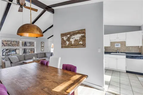 $325,000 | 5515 West 78th Terrace, Prairie Village, KS 66208