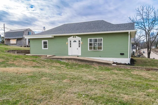 $174,900 | 1824 14th Street, Bedford, IN 47421