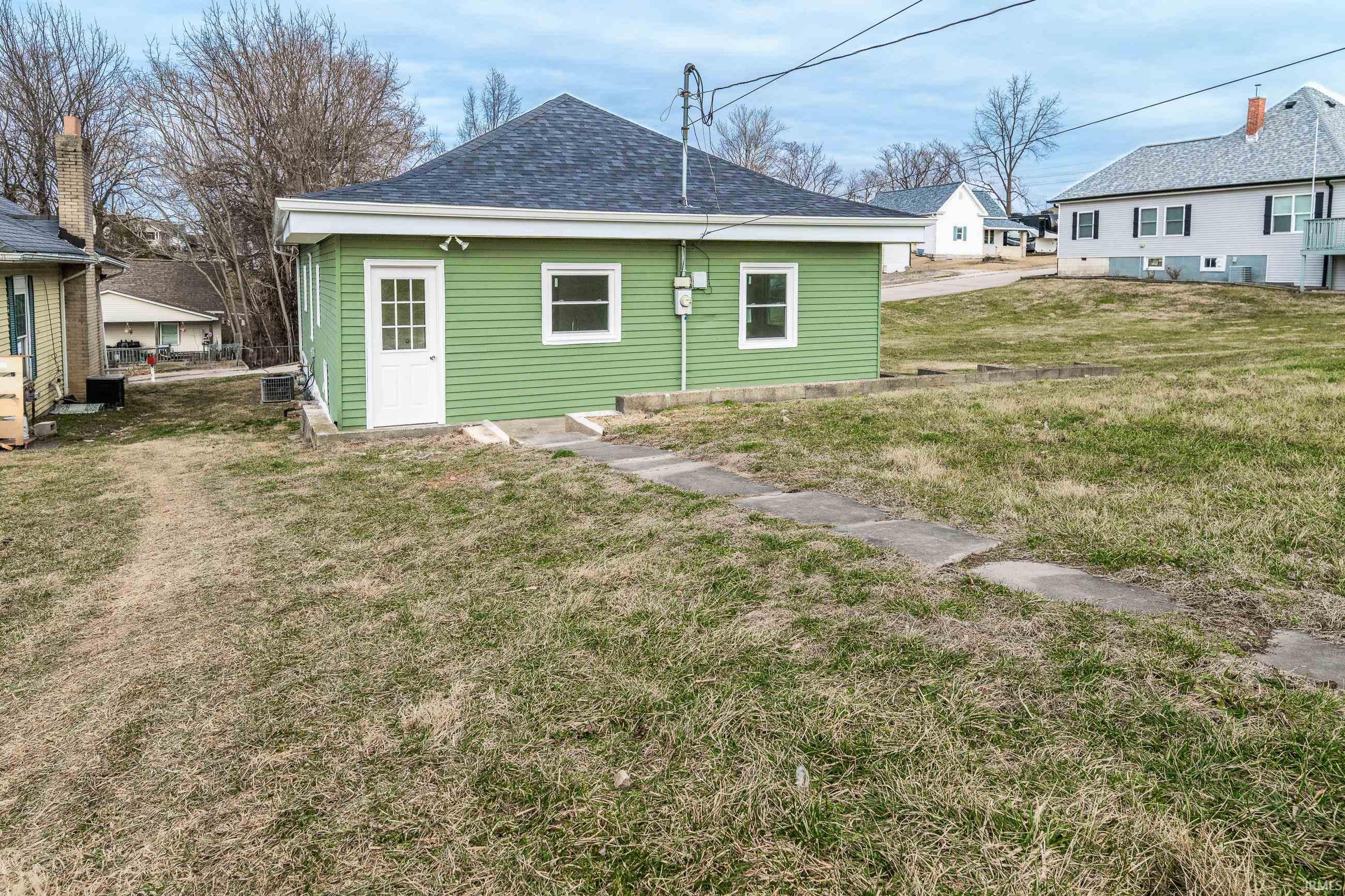 1824 14th Street Bedford, IN 47421 - Photo 34 of 36