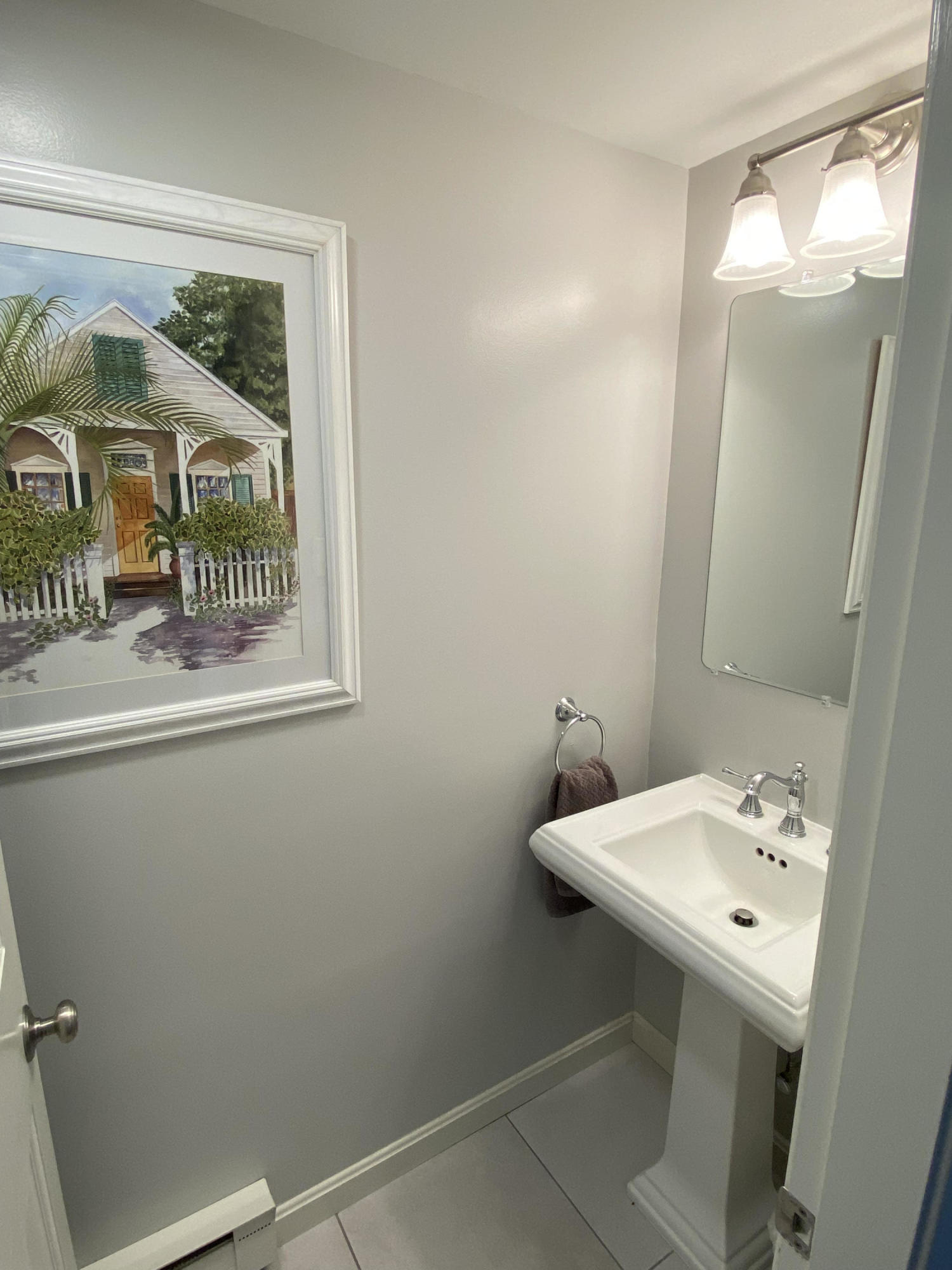 249 Shore Road, Unit 3 Ogunquit, ME 03907 - Photo 14 of 21 AF7BE55F-8144-4BBA-9E97-E2B24E101BAB