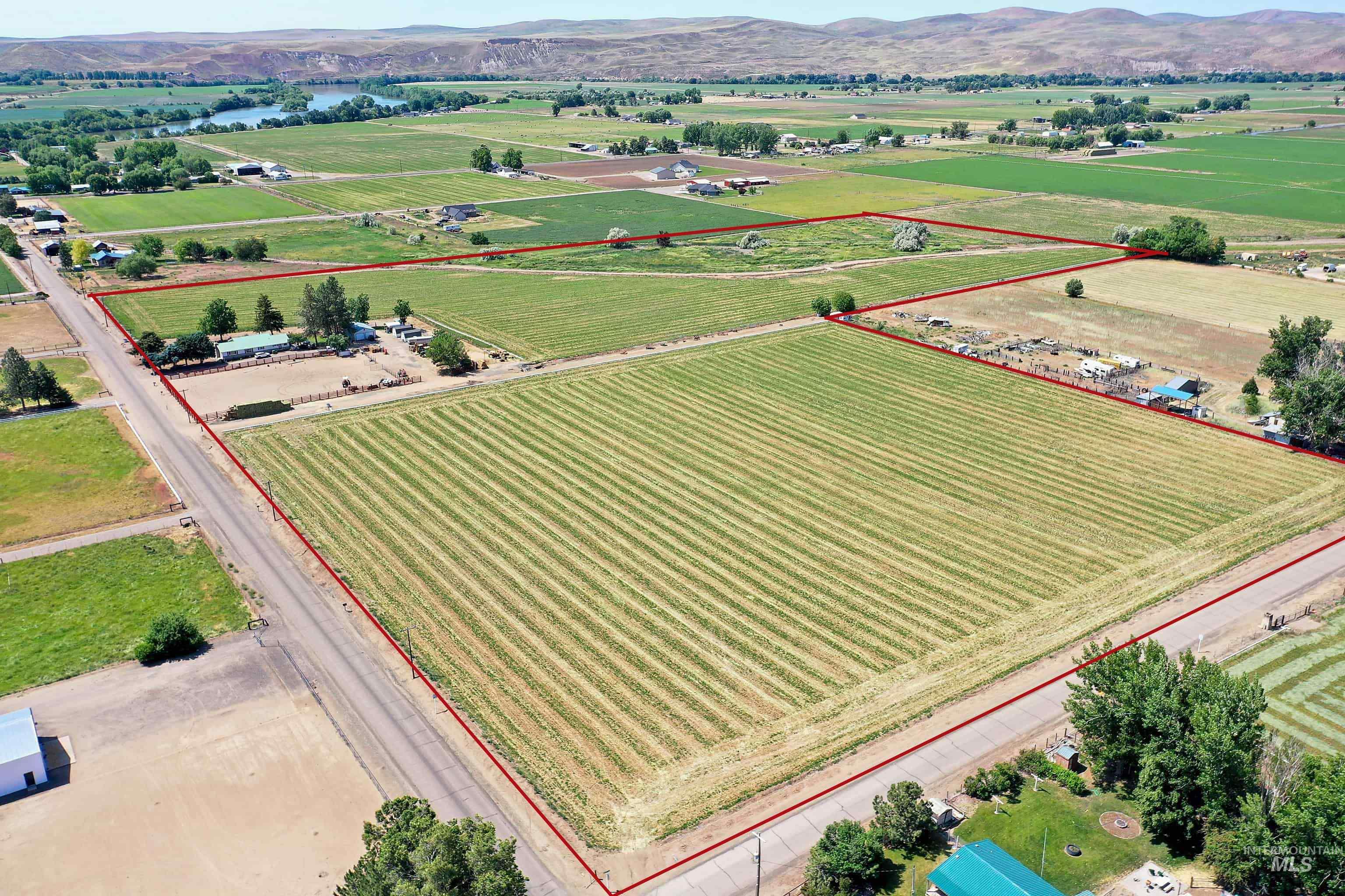 733 Pringle Road Weiser, ID 83672 - Photo 3 of 50