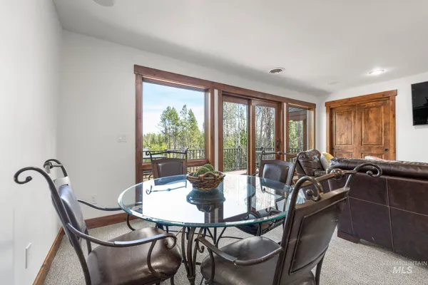 $1,990,000 | 12924 Dawn Drive, Donnelly, ID 83615