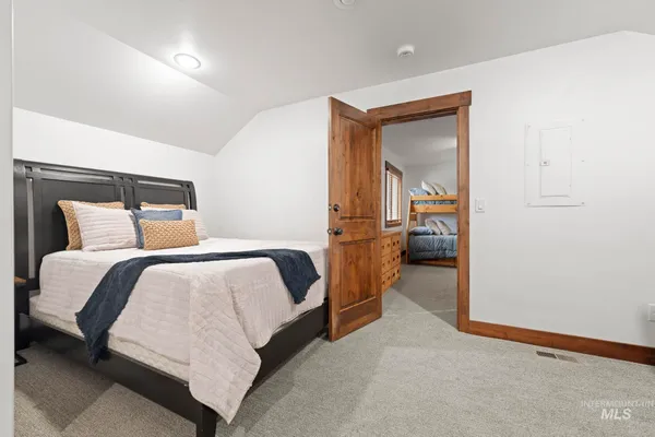 $1,990,000 | 12924 Dawn Drive, Donnelly, ID 83615