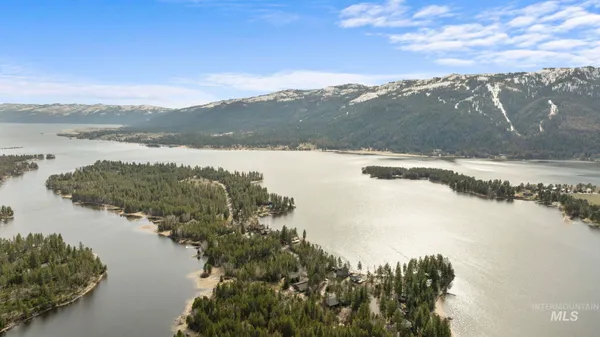 $1,990,000 | 12924 Dawn Drive, Donnelly, ID 83615