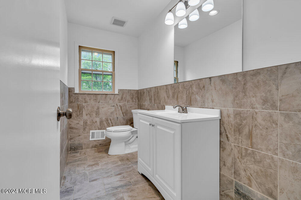 3 Carbury Road Asbury Park, NJ 07712 - Photo 22 of 58 036_dsc06528_23