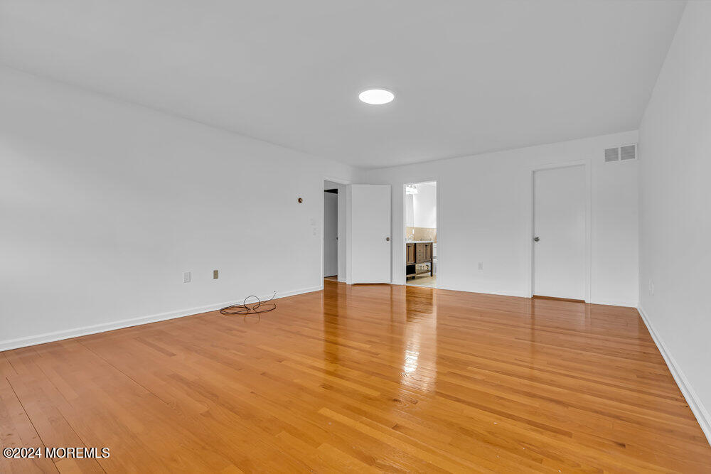 3 Carbury Road Asbury Park, NJ 07712 - Photo 33 of 58 067_dsc06728_982