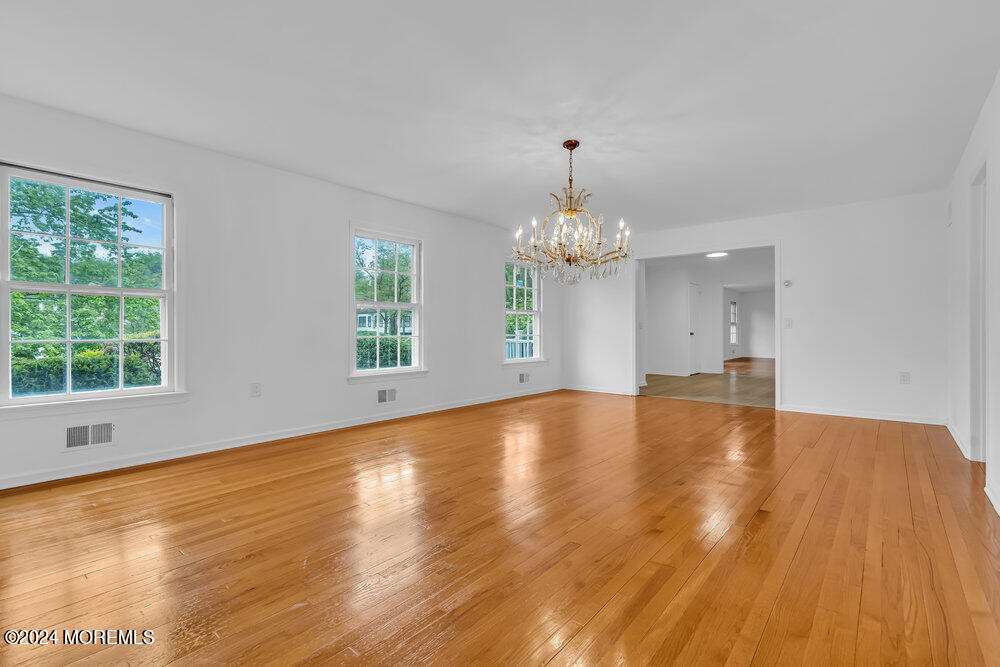 3 Carbury Road Asbury Park, NJ 07712 - Photo 8 of 58 017_dsc06403_485